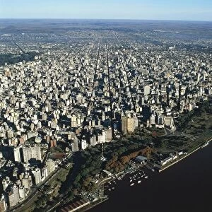 Argentina, Santa Fe Province, Aerial view of Rosario with Parana River