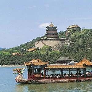 China, Beijing, Summer Palace, Longevity Hill, tour boat on Lake Kunming