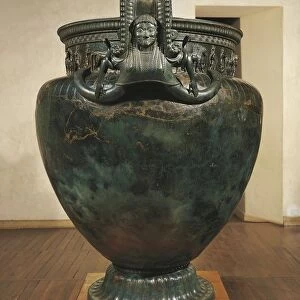 France, Burgundy, Vix krater (vase used to mix wine and water), from the Vix Grave, bronze