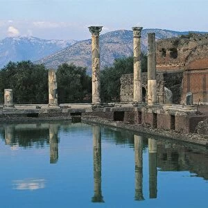 Italy, Latium, Tivoli, Hadrians Villa, Nymphaeum