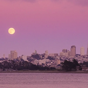 Full moon at San Francisco city