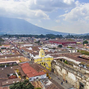 Arco de Santa Catalina (Santa Catalina Arch) and Antigua City in Guatemala, High angle view