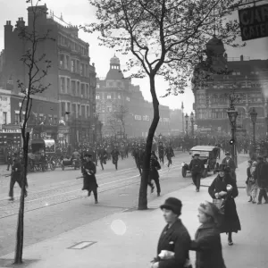 History Framed Print Collection: General Strike 3rd to 12 May, 1926