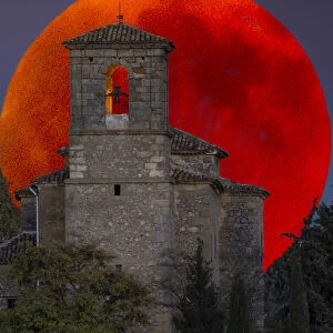 Visual Treasures Gallery: Spectacular Blood Moon Art