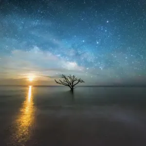Milky Way Print: Oceanic Serenity at Dusk Milky Way Print: Oceanic Serenity at Dusk