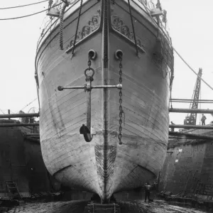 Fine Art Storehouse Print of SS Endurance's Bow, London 1914