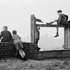 Boys Watch Shipping Print, Pool of London 1949