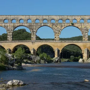 Bridges Canvas Print Collection: Pont du Gard, France