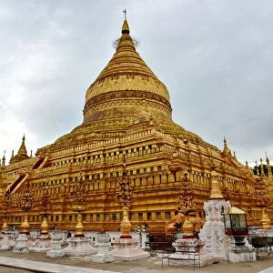 Shwezigon paya terracotta Temple, Bagan, unesco ruins Myanmar. Asia