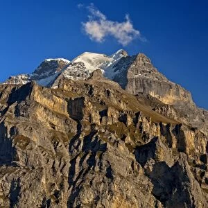 Summit of Jungfrau Mountain, rear, and Silberhorn Mountain, seen from Muerren, Murren, Bernese Oberland, Canton of Bern, Switzerland