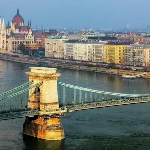 Budapest - Architettura del Danubio Budapest - Architettura del Danubio