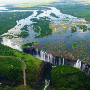 Zambia Heritage Sites Collection: Mosi-oa-Tunya / Victoria Falls