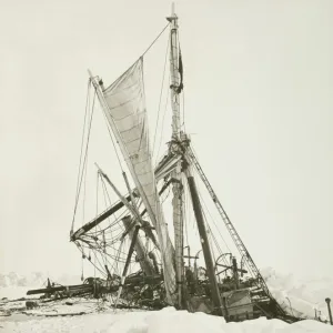 Endurance crushed by the ice and sinking