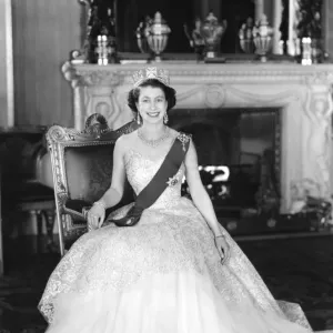 Print of Queen Elizabeth II in formal attire, Buckingham Palace 1953 Print of Queen Elizabeth II in formal attire, Buckingham Palace 1953