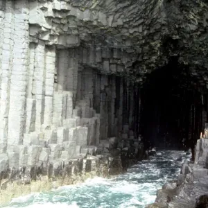 Scotland Staffa Fingals Cave Fingals Cave, on the island of Staffa off the west