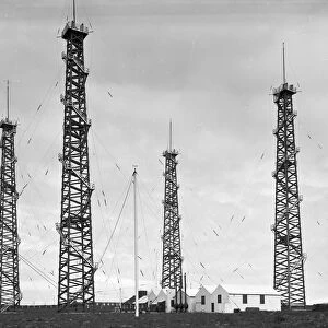 The four wooden Marconi wireless towers at Poldhu, Mullion, Cornwall. 10th June 1908