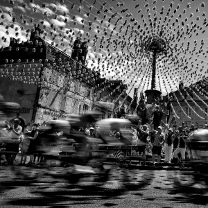 Cycling-Fra-Tdf2017-Fans-Black and White