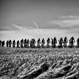 Cycling-Fra-Tdf2017-Pack-Postcard-Black and White