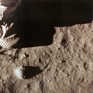 Us-Apollo Xi-Footprint