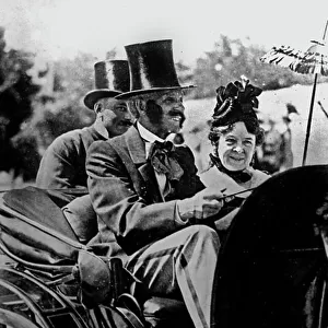 Henry Ford and his wife Clara Bryant in 1924 in a 1860 carriage