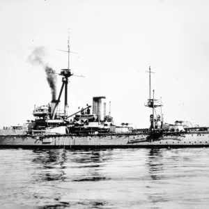 HMS Dreadnought, 1906-21 (b / w photo)