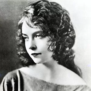Lilian Gish, c. 1920 (b / w photo)