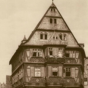 Mitenberg a Main, Gasthaus zum Riesen; Miltenberg on the Main, The Giant Inn (b / w photo)