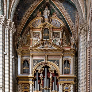 Organ, presbitery