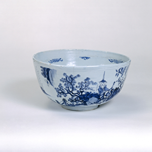 Punch bowl, possibly made in Brislington, c. 1675-1700 (tin-glazed earthenware)