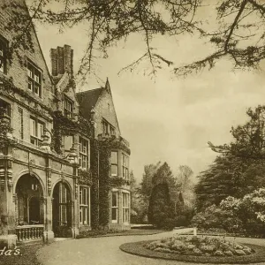 St Hildas College, Oxford (b / w photo)