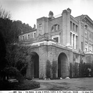 The terrace of Villa Madama, Rome, 1939 (b / w photo)