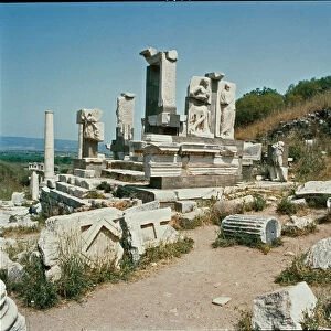 View of the monument to Memmius