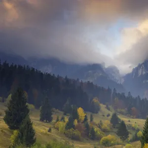 Rock of the King, Piatra Craiului National Park, Transylvania, Southern Carpathian Mountains