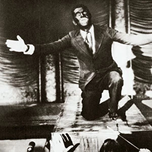 Al Jolson, American singer, in the final scene from the film The Jazz Singer, 1927