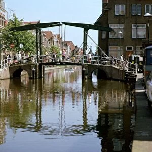 Bridge over the Oude Rijn in Leiden. Artist: CM Dixon