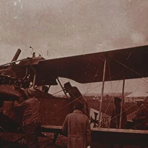 Checking aircraft with the pilot, 1916