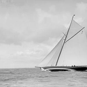 The cutter Shamrock beating upwind, 1912. Creator: Kirk & Sons of Cowes