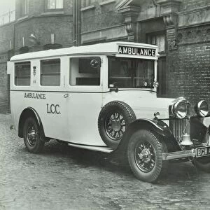 London County Council ambulance, Deptford, 1935