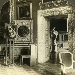 In the Pitti Palace - Raphaels Madonna of the Chair, Florence, Italy, c1909. Creator: Unknown
