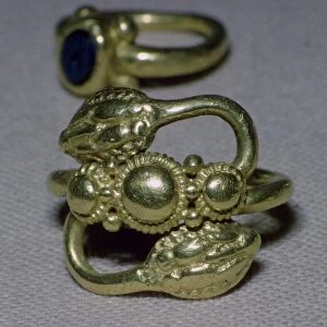 Roman gold ring from the Backworth treasure