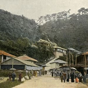 Une Rue A Nunobiki, Pres De Kobe, (A Road in Nunobiki, near Kobe), 1900. Creator: Unknown