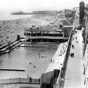 The Marina swimming pool in Ramsgate, 1937