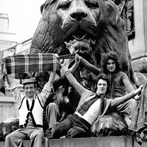 Scotland fans in Trafalgar Square 1975