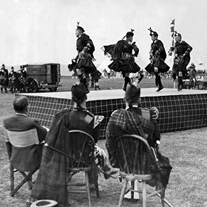 1st Battalion the Seaforth Highlanders. Seen here competing in the Foursome Reel