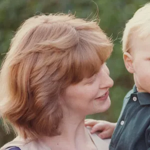 Athlete Jonathan Edwards Alison Edwards and son Sam celebrate dad