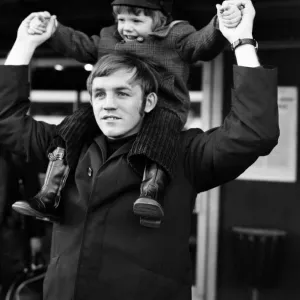 Boxer Alan Rudkin arriving at London Airport, back from his World Title bid against Ruben