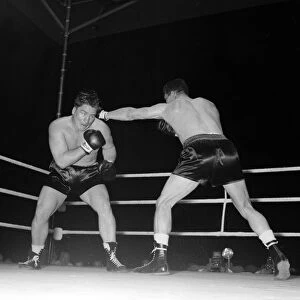 Boxing Don Cockell British and European Heavyweight Champion beats American Harry Mathews