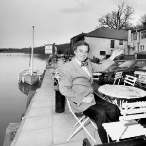 Chef Keith Floyd at The Maltsters Arms, Tuckenhay April 1992