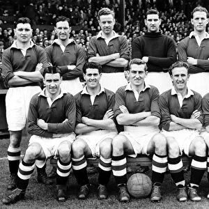 Chelsea FC Team 1952 Left to Right: - Standing: K. Armstrong, J. Harris, J