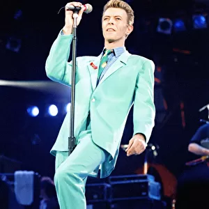 David Bowie performing at The Freddie Mercury Tribute Concert for Aids Awareness